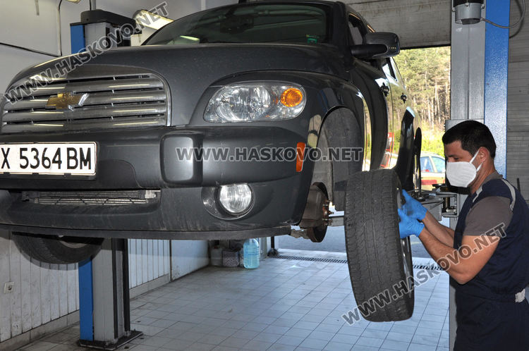 Затоплянето на времето напомни на хасковлии да сложат летни гуми на автомобилите