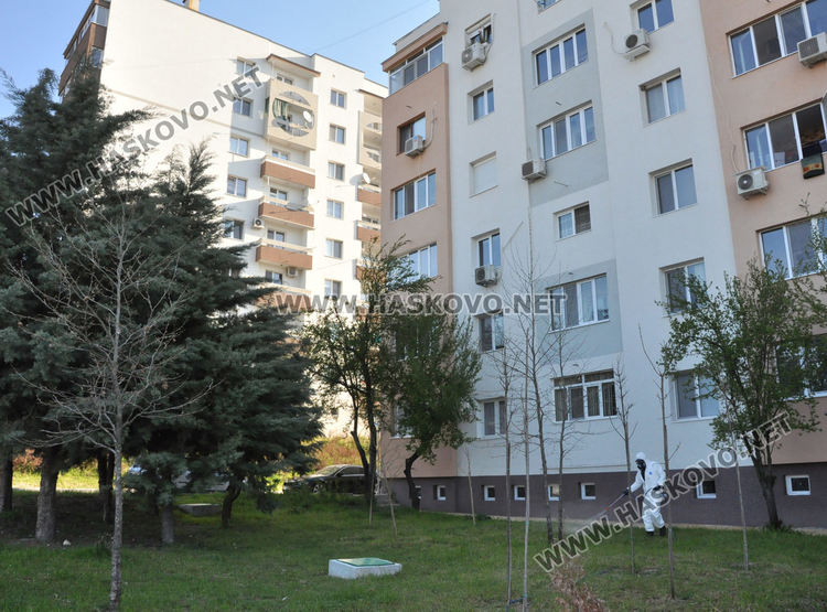 Пръскането срещу кърлежи и комари започна от "Бадема", продължава в "Болярово"