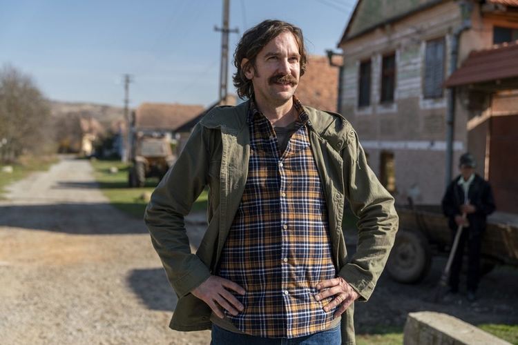 Санда О и Джоди Комър в трети сезон на "Убивайки Ийв"