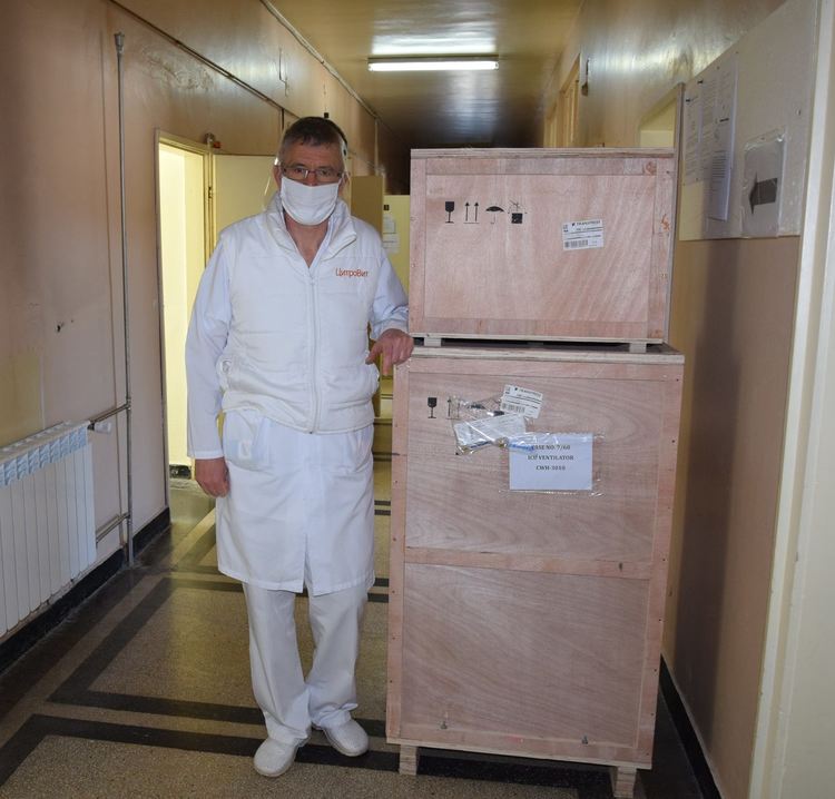 Депутатът от ДПС Делян Пеевски с мащабно дарение за болницата в Ардино в борбата срещу COVID-19