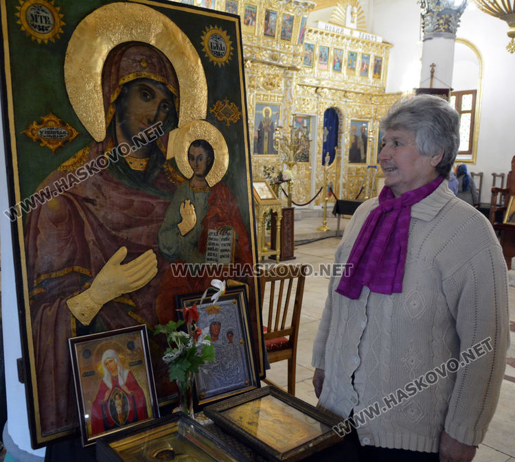 На Лазаровден малцина влязоха в храмовете за светата литургия