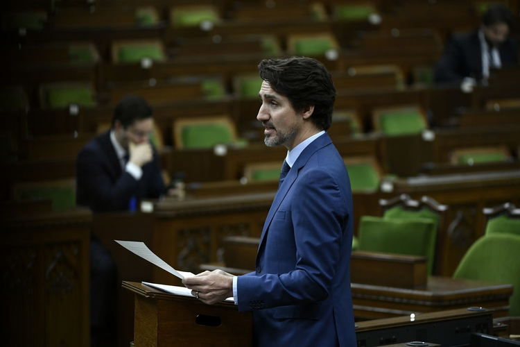 Канада плаща 75% от заплатите на служителите във фирми с 15% спад на проходи