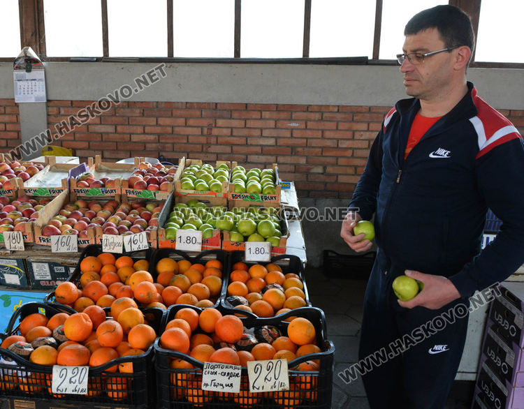 Заповедта на министър Ананиев обърка пазарджиите в Хасково