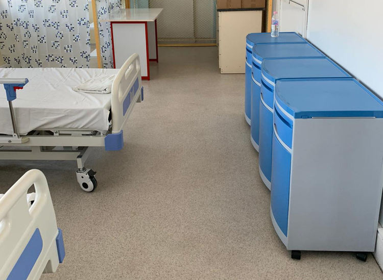 Компания "Дерони" дари 10 болнични легла и шкафчета на МБАЛ-Хасково