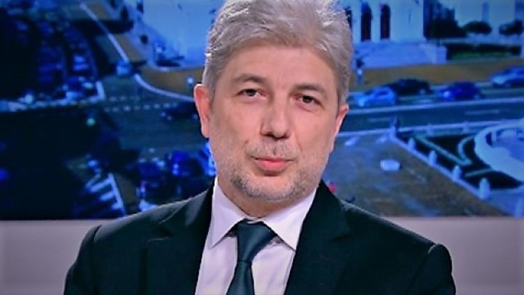 Специализираният съд пусна Нено Димов под домашен арест