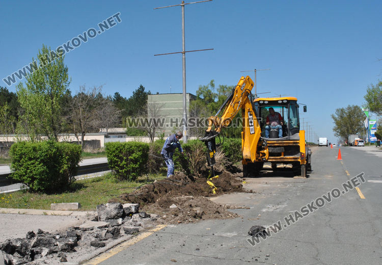 "Екопрогрес" изгражда осветление в Хасково по пътя към Димитровград