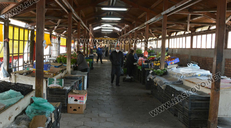 Ново нареждане: Зеленчуковият пазар в Хасково затваря от 17 до 19 април