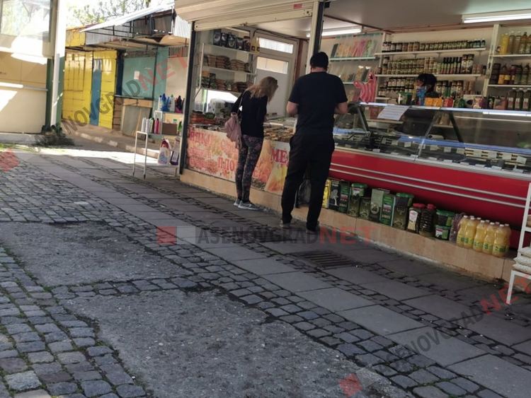 Пазарът затвори, отваря след Великден