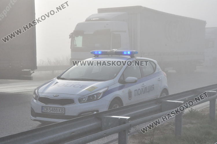 Катастрофа с 10 автомобила затвори магистрала "Марица", има ранени