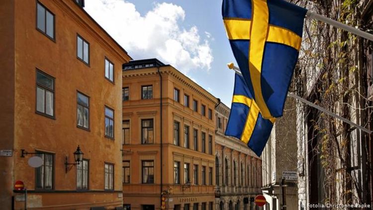 Коронавирус: Германия сбърка, а Швеция се оказа права?