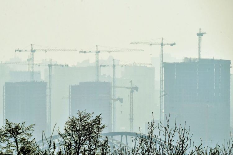 Дим от Чернобил се появи над Киев, властите отричат да има радиация