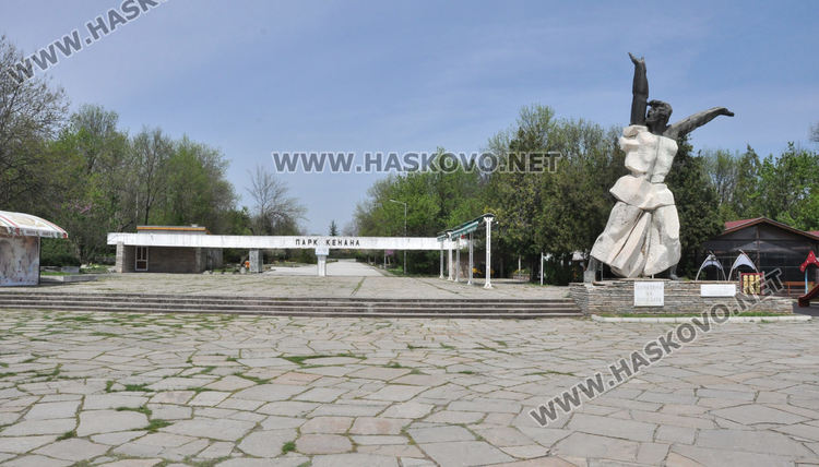 Хасковските улици, паркове и алеи тотално опустяха на Великден