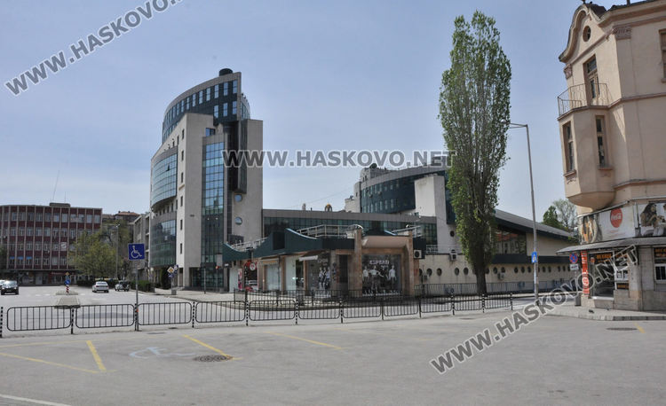 Хасковските улици, паркове и алеи тотално опустяха на Великден