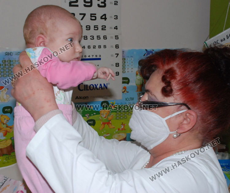 Първите бебета минаха консултации в Хасково след отпадане на забраната