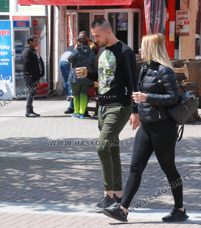 Оживление в Хасково в слънчевия и топъл четвъртък