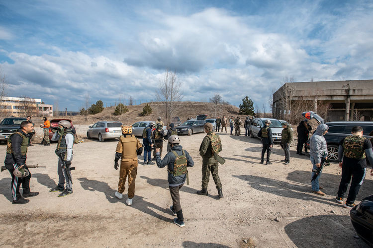 Снимката е от игрова ситуация преди разпространението на коронавируса