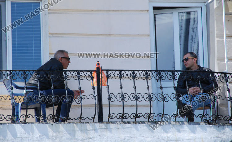 Оживление в Хасково в слънчевия и топъл четвъртък