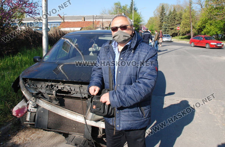 Водачът на лекия автомобил