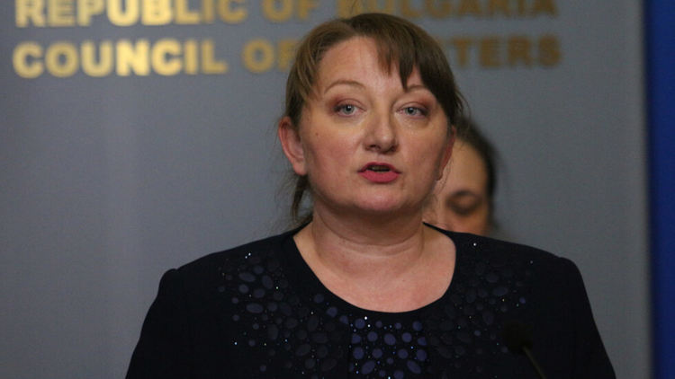 Близо 7000 заявления за над 93 000 служители са подадени по мярката "60/40"