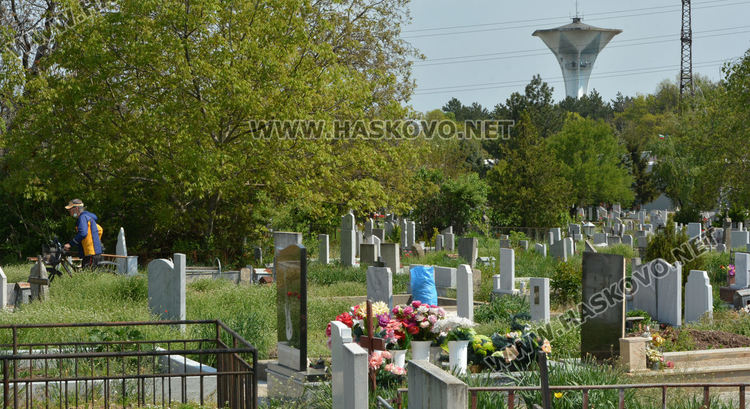 Днес е Томина неделя, почитаме мъртвите