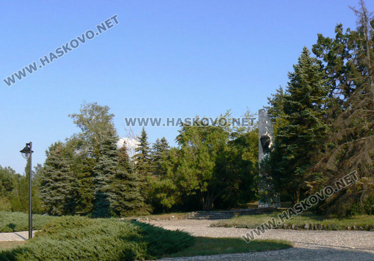 Отварят парковете в Димитровград при строги правила