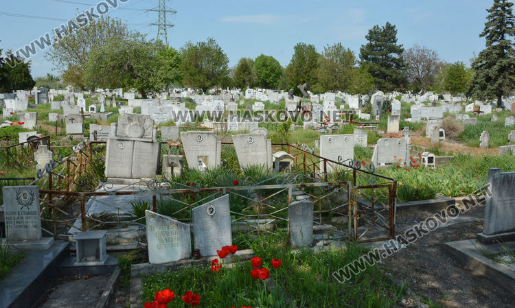 Днес е Томина неделя, почитаме мъртвите