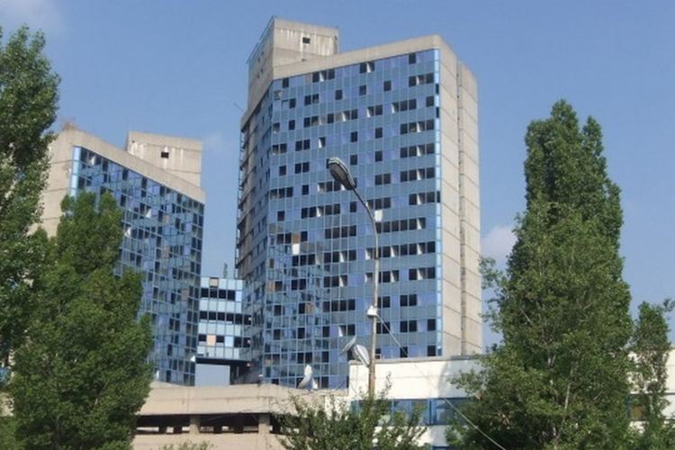 Взривяват недостроената сграда на ИПК „Родина” (видео)