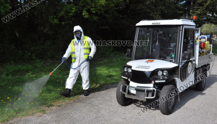 Отново пръскаха срещу кърлежи в "Кенана", полицаи дебнат нарушители