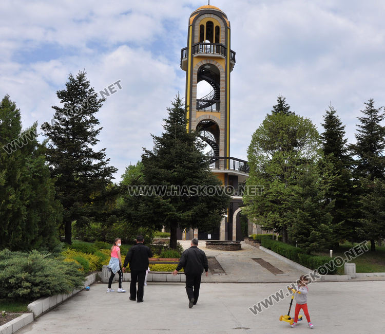 КОРЗ раздигна поседнали в хасковските паркове