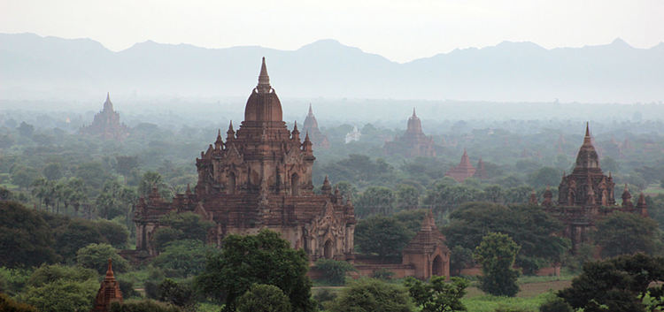 Астрологията се включи в борбата срещу коронавируса в Мианма
