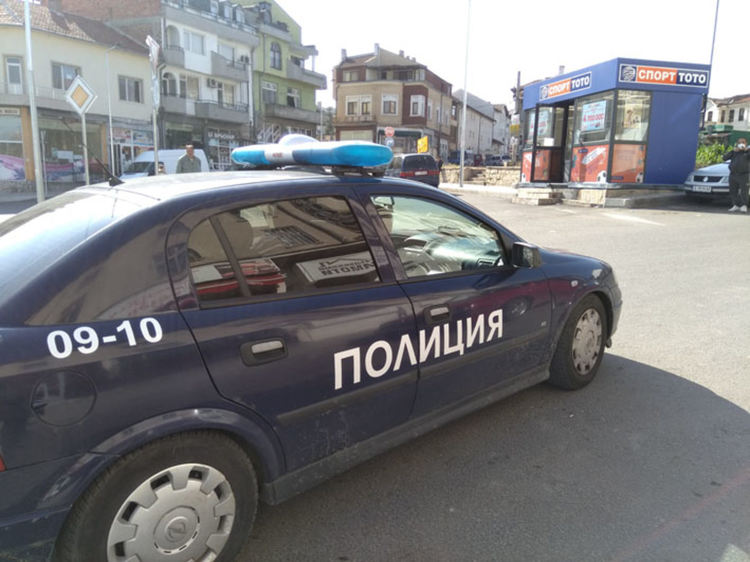 50 акта в областта за нарушаване на противоепидемичните мерки през уикенда