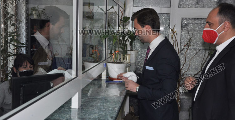 БСП с декларация за социално-икономически мерки, искат тестване на медици и полицаи