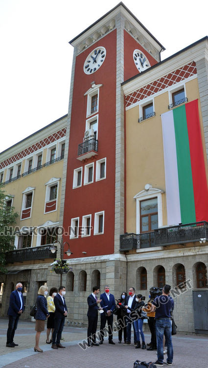 БСП с декларация за социално-икономически мерки, искат тестване на медици и полицаи