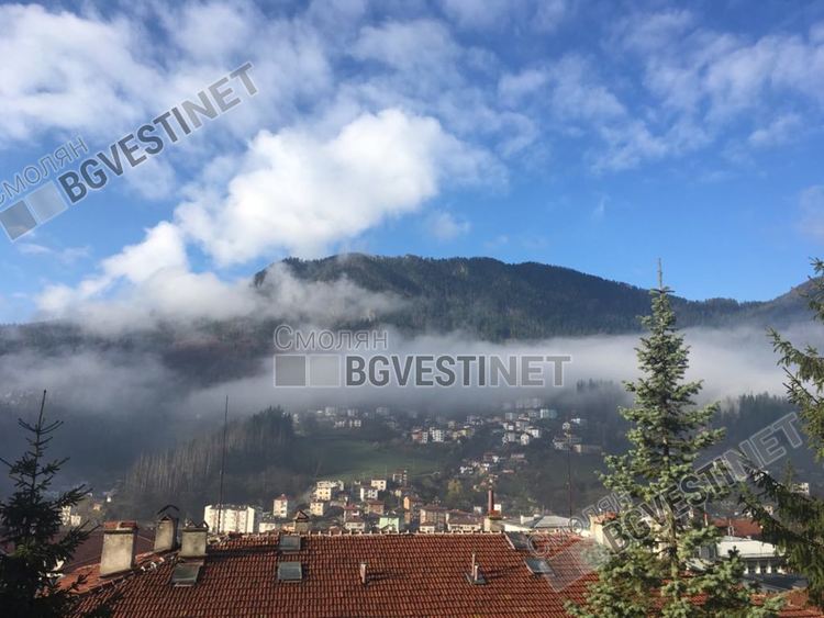 Слънчева събота с облаци, дъжд привечер