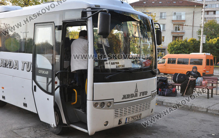 Хасковски превозвачи поетапно възстановяват линиите