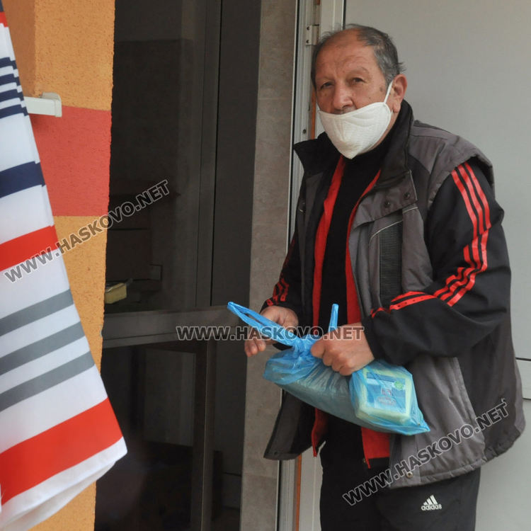 В Хасково започна раздаване на продуктите по схемите "плод" и "мляко"