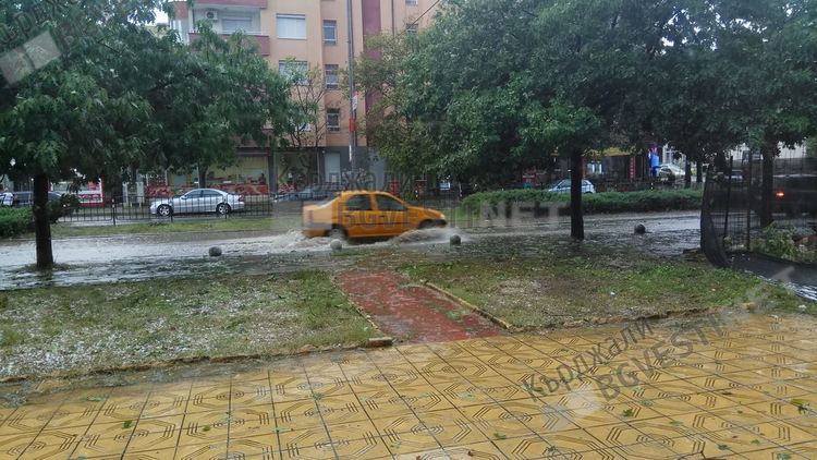 Облаци и вятър днес в Кърджали