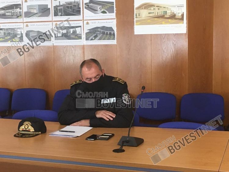 ст.комисар Димов обяви днес, че по случая се извършват проверки в двете посоки