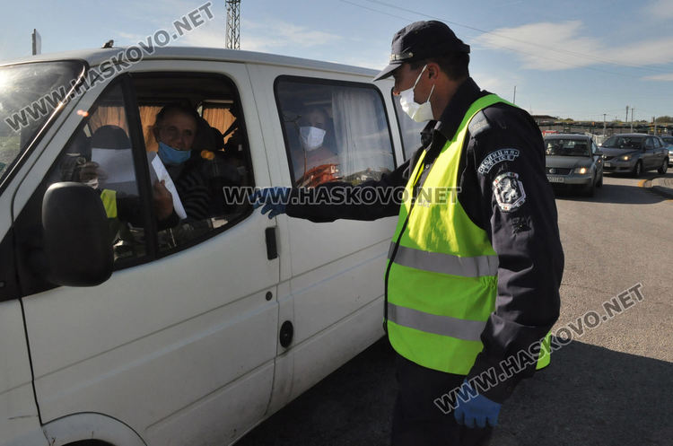 Новината за премахването на КПП-тата зарадва не само шофьорите, но и хасковските полицаи