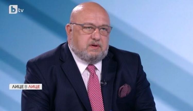 Футболното първенство може да бъде възобновено на 5 или 12 юни