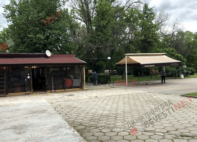 Част от заведенията в Димитровград отвориха и изпълняват новите правила, други се подготвят 