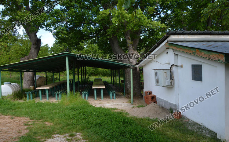 Без чевермета на Хъдърлез в Хасковско, алиани палиха свещи в тюрбе