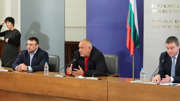 Извънредното положение не е ефективно заради некомпетентността на правителството