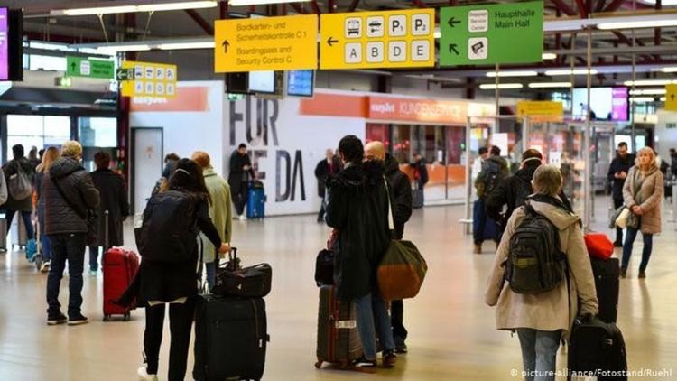 Френски адвокат: Нарушени са правата на сезонните работници от България