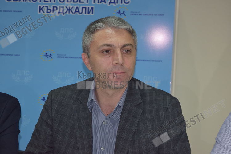 Мустафа Карадайъ