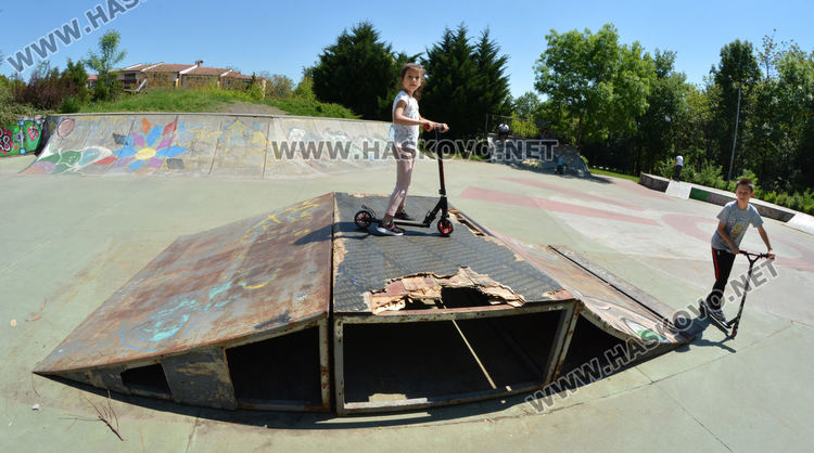 Скейт площадката на "Кенана" любимо място, но опасно