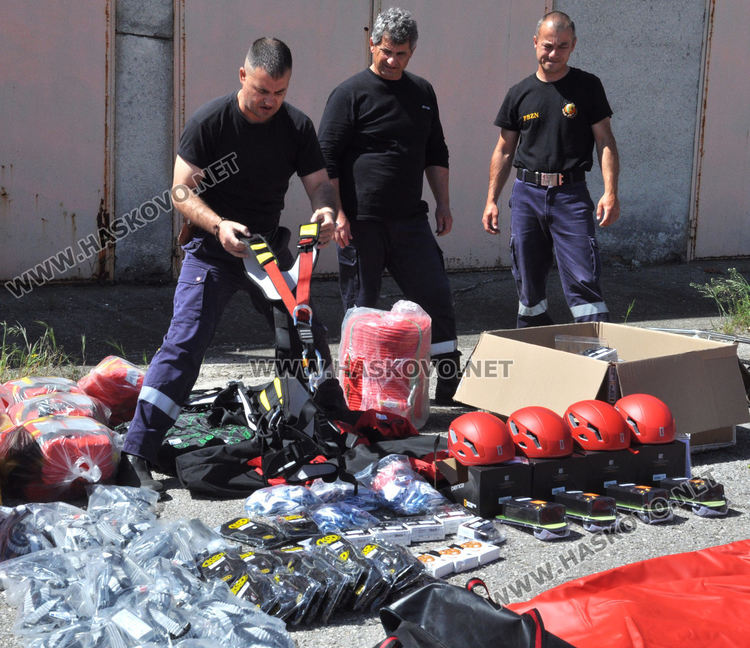 Хасковската противопожарна служба с нова алпийска техника