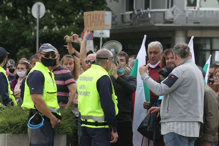Осем души са задържани по време на протест в столицата