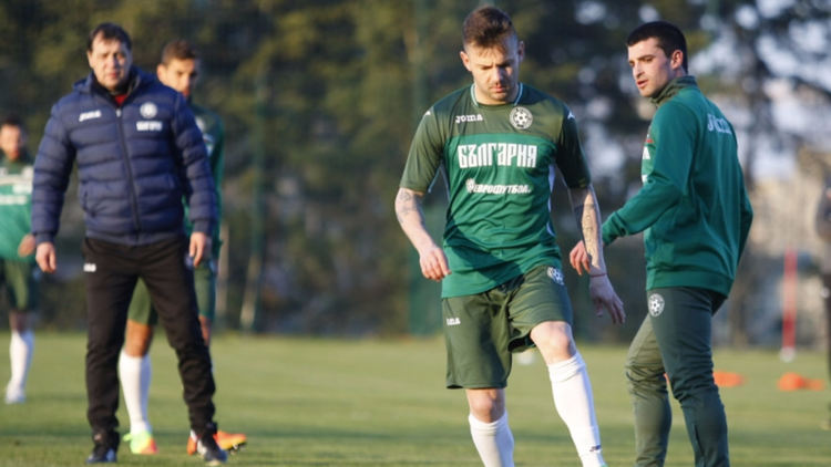 Спас Делев със сигурност остава в Арда, клубът проявява интерес към българин, играещ в чужбина