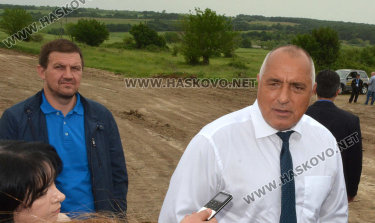 Водата в Хасково е в норма, в понеделник я разрешават за пиене и готвене